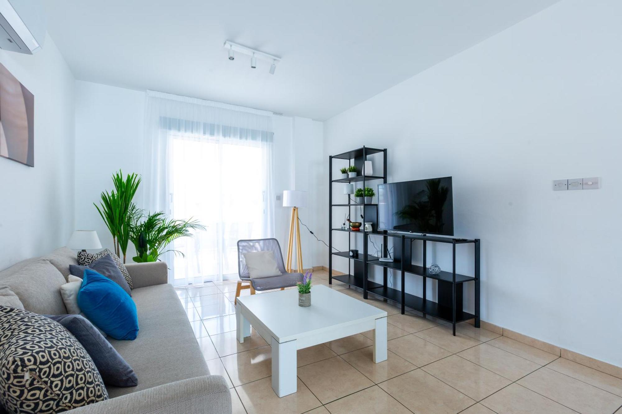 Beautiful 2 Bed Apartment In Paphos Cyprus מראה חיצוני תמונה