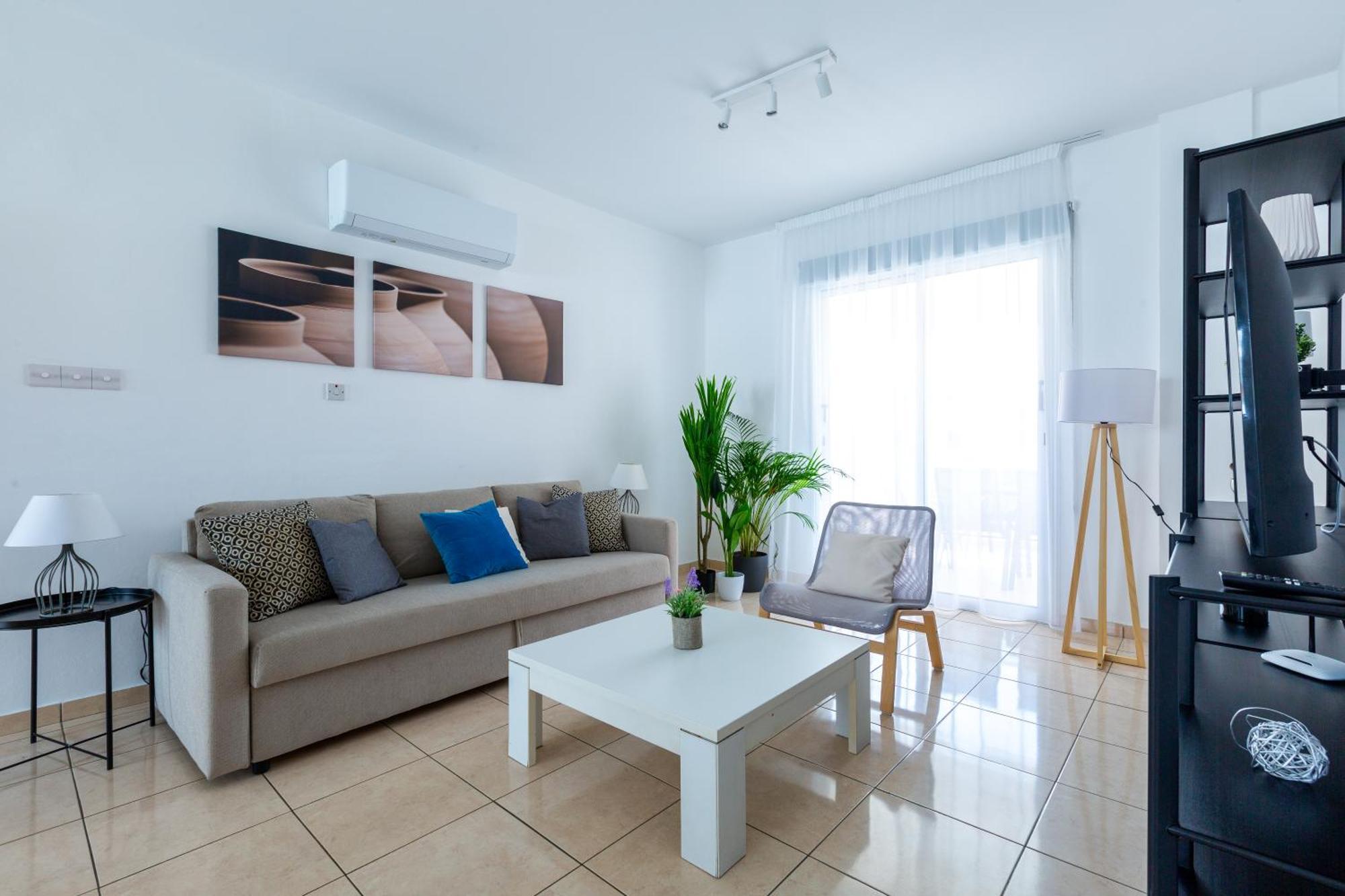 Beautiful 2 Bed Apartment In Paphos Cyprus מראה חיצוני תמונה