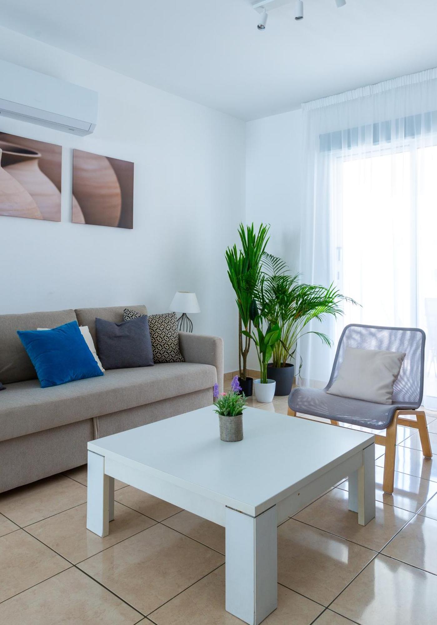 Beautiful 2 Bed Apartment In Paphos Cyprus מראה חיצוני תמונה