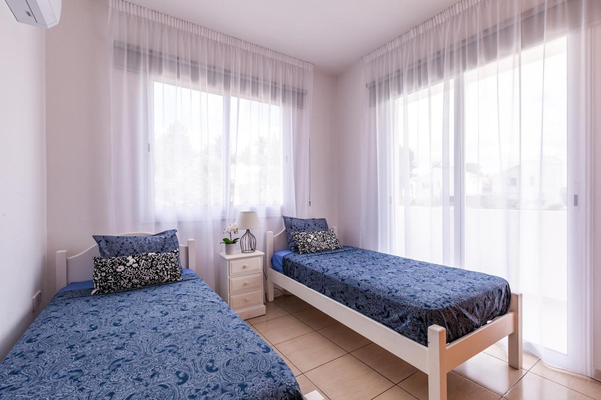 Beautiful 2 Bed Apartment In Paphos Cyprus מראה חיצוני תמונה