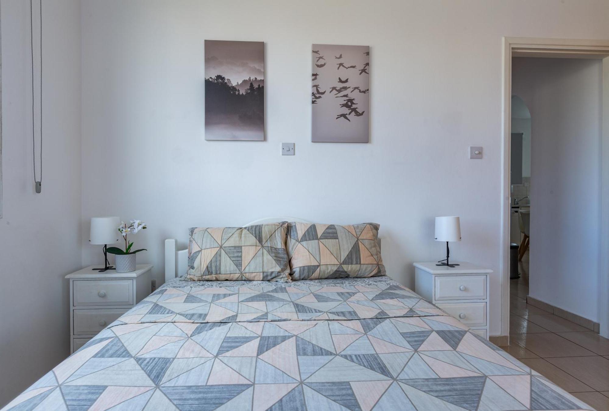 Beautiful 2 Bed Apartment In Paphos Cyprus מראה חיצוני תמונה