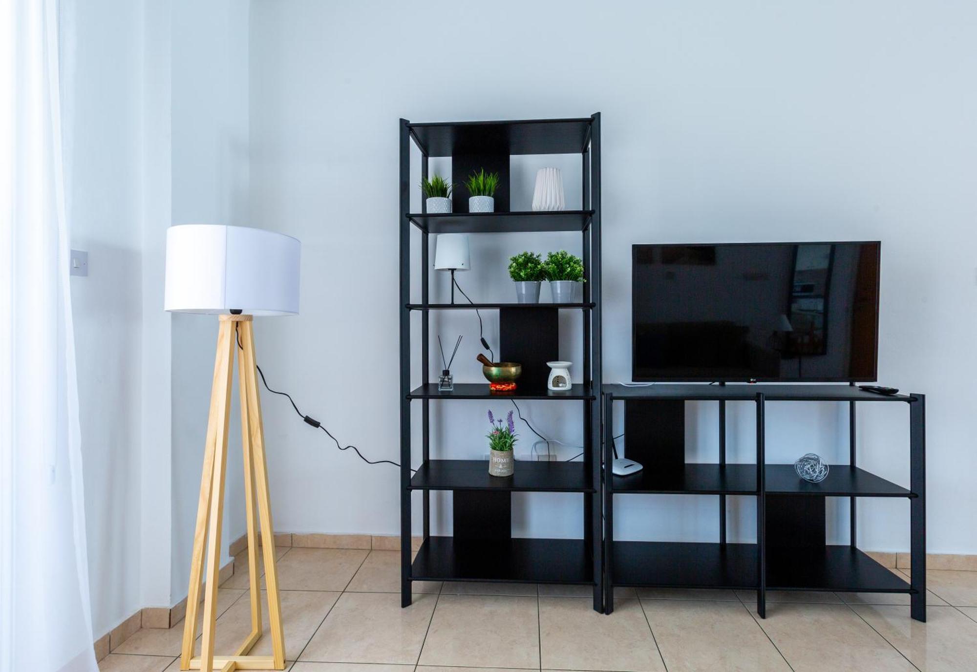 Beautiful 2 Bed Apartment In Paphos Cyprus מראה חיצוני תמונה