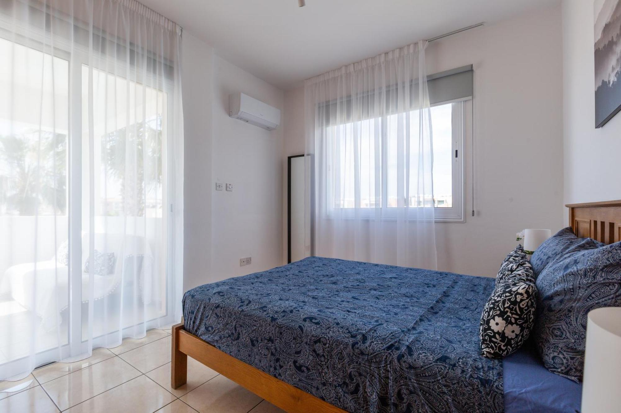 Beautiful 2 Bed Apartment In Paphos Cyprus מראה חיצוני תמונה