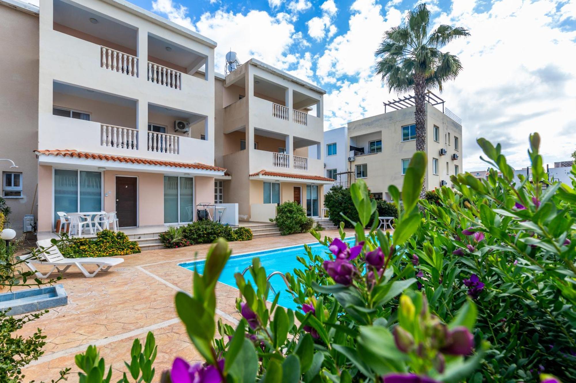 Beautiful 2 Bed Apartment In Paphos Cyprus מראה חיצוני תמונה
