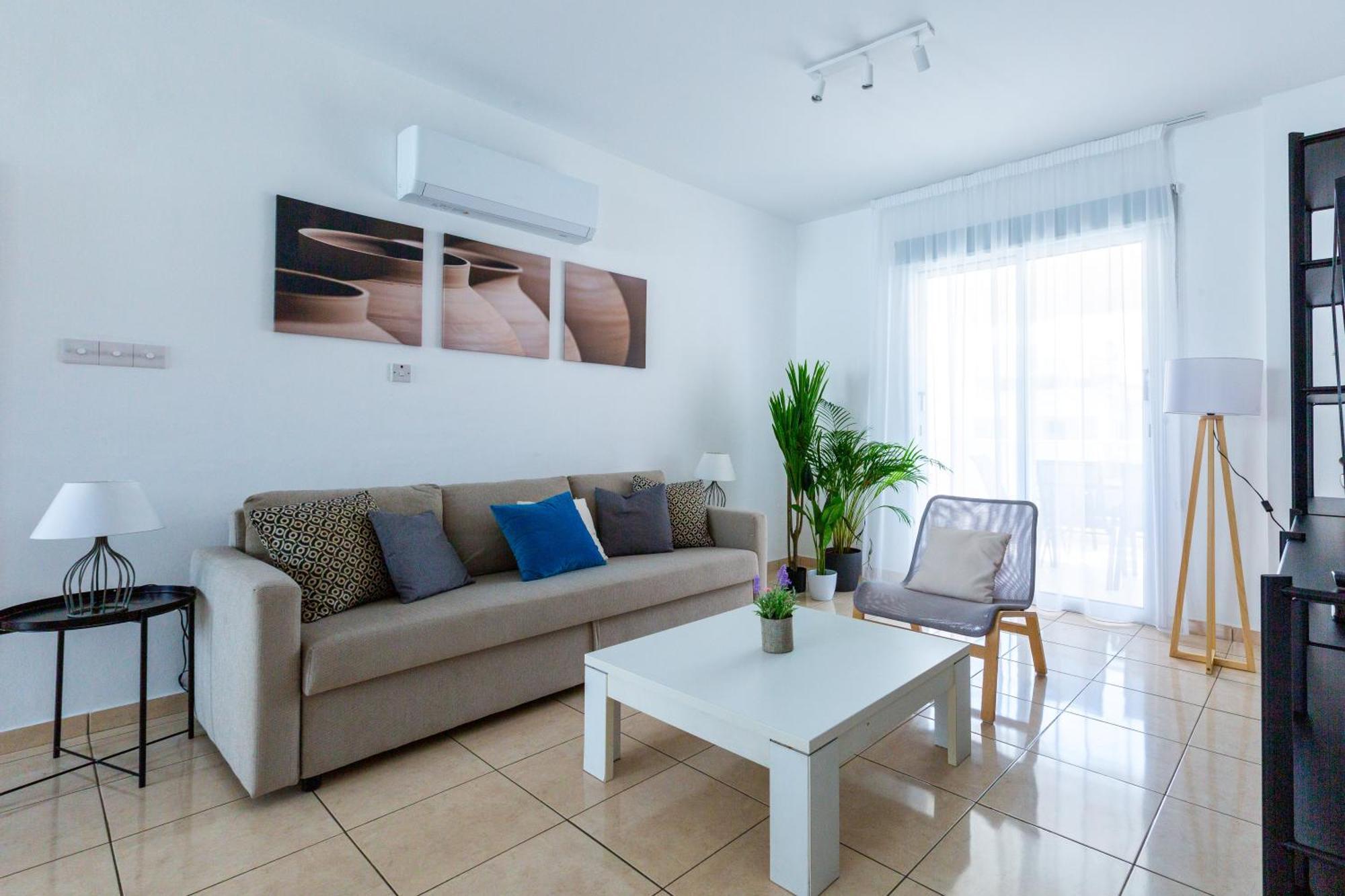 Beautiful 2 Bed Apartment In Paphos Cyprus מראה חיצוני תמונה